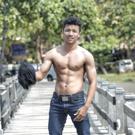 Brondong Indonesia Porn Videos .